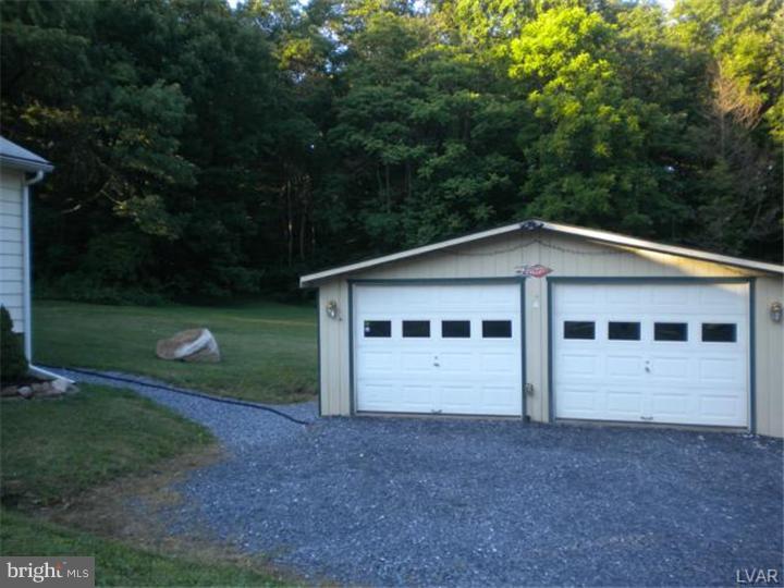 8669 South Loop Road Slatington, PA 18080 - Photo 18 of 19 Gallery Image 18