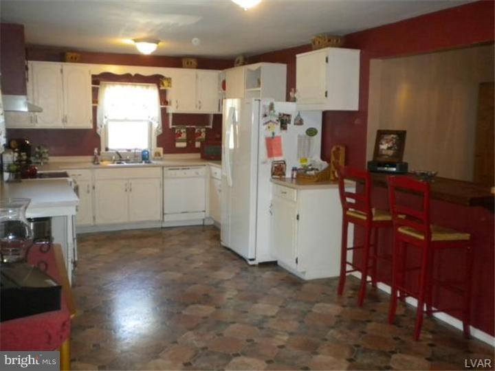 8669 South Loop Road Slatington, PA 18080 - Photo 10 of 19 Gallery Image 10