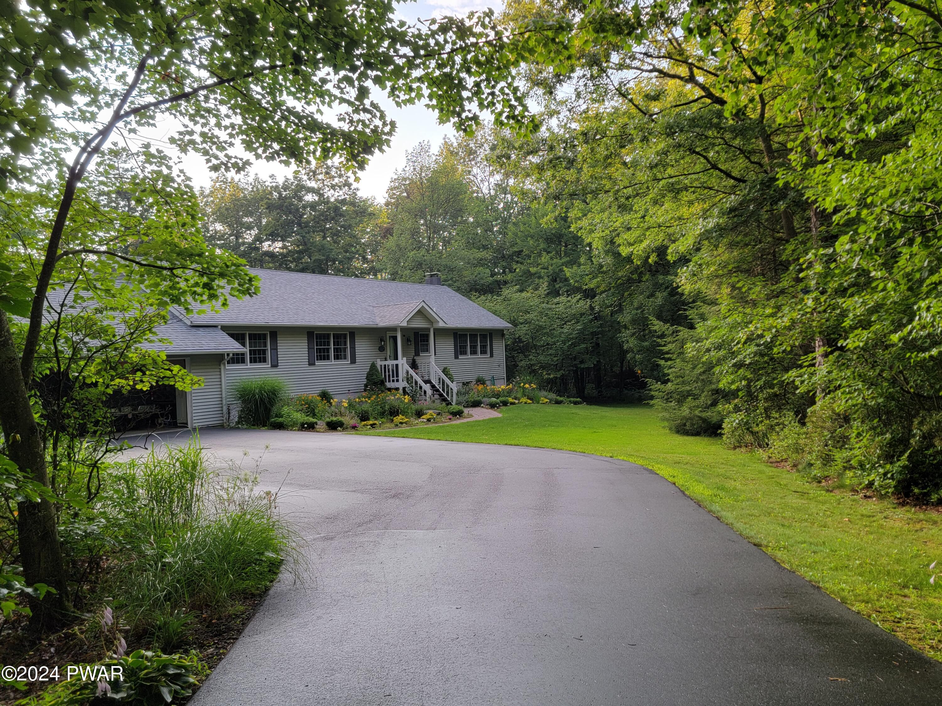 461 Little Walker Road Shohola, PA 18458 - Photo 5 of 67 20230723_192903