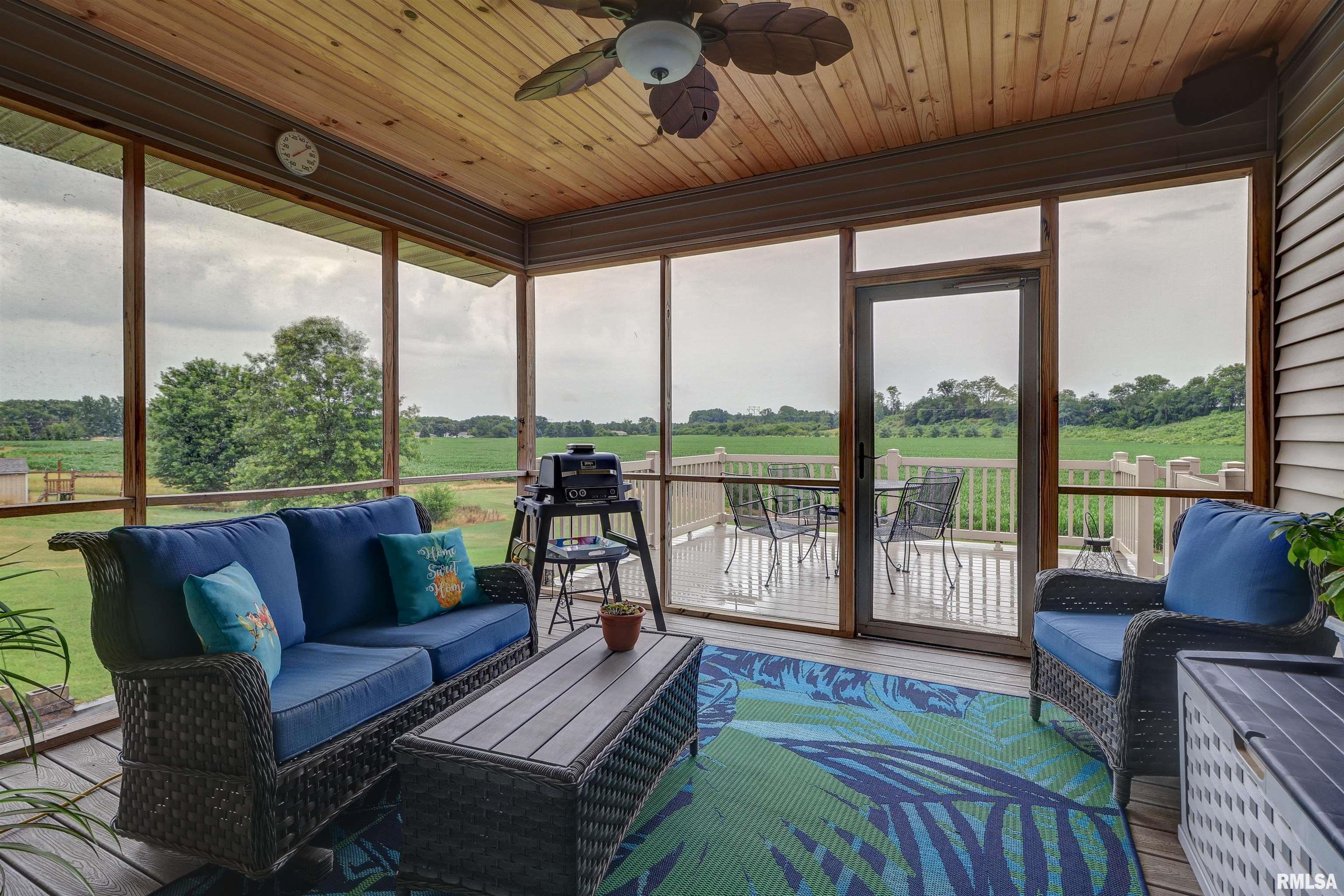 16734 Hunters Ridge Road Fulton, IL 61252 - Photo 14 of 35