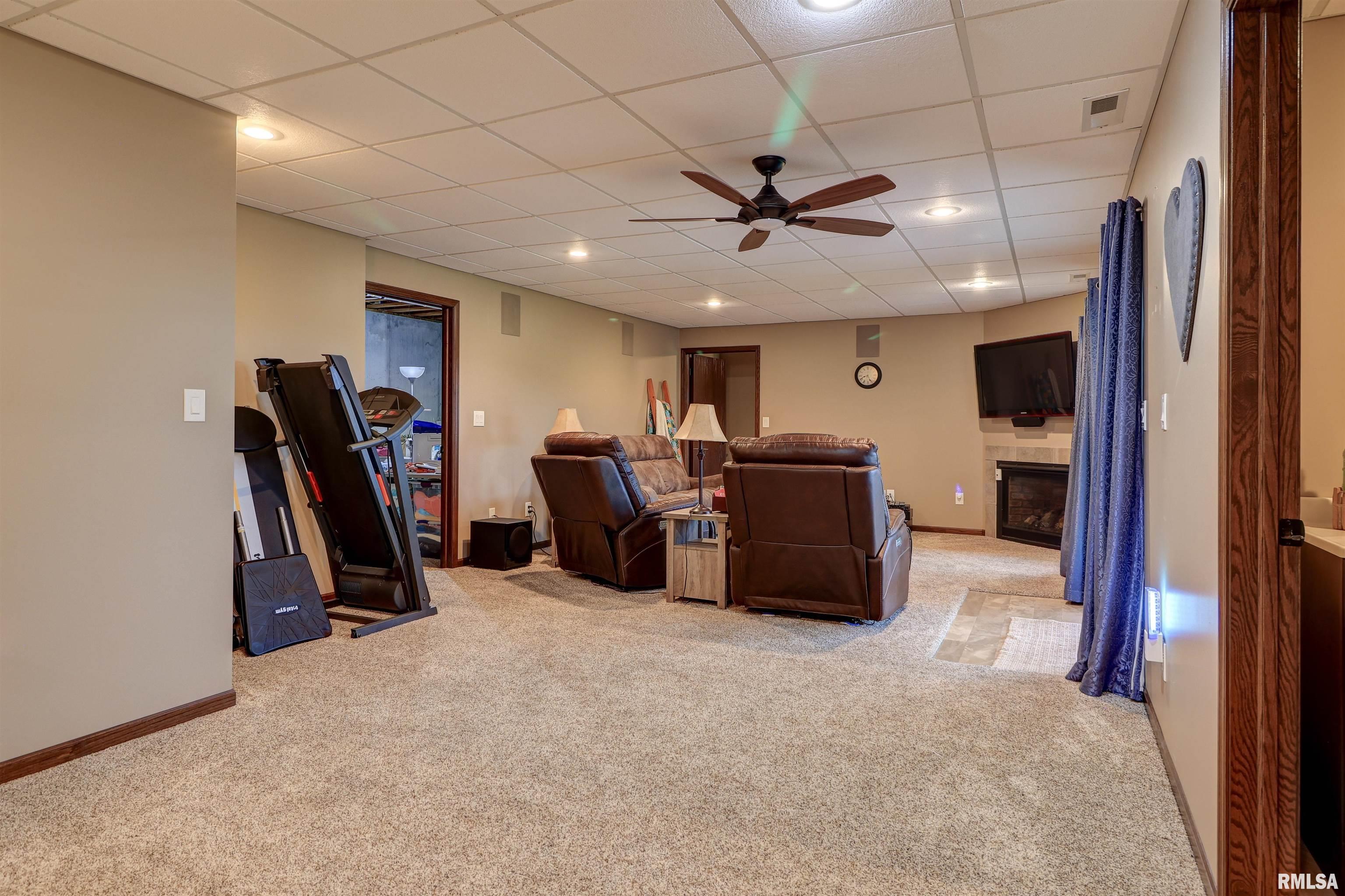 16734 Hunters Ridge Road Fulton, IL 61252 - Photo 23 of 35