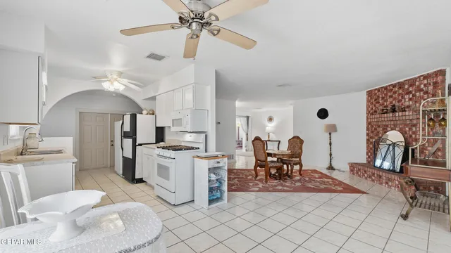 $315,000 | 1273 Southwestern Drive, El Paso, TX 79912