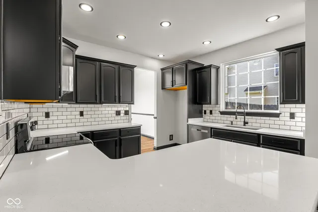 $459,900 | 3258 Starlite Court, Columbus, IN 47203