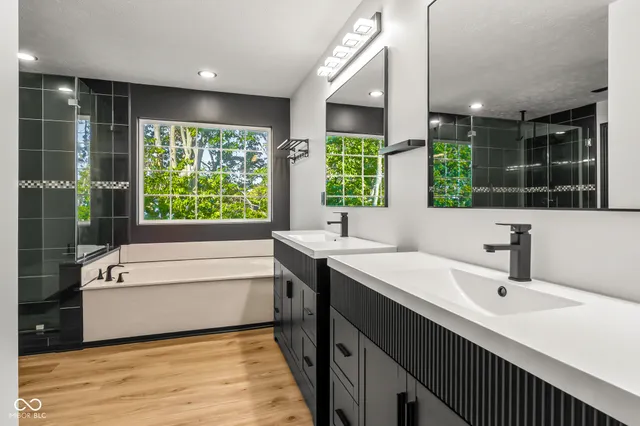 $459,900 | 3258 Starlite Court, Columbus, IN 47203