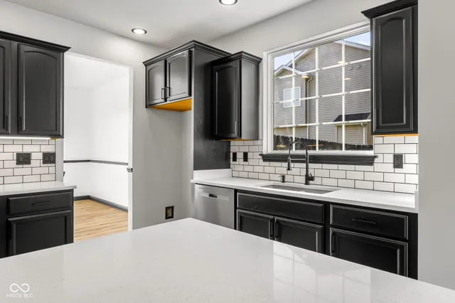 $459,900 | 3258 Starlite Court, Columbus, IN 47203