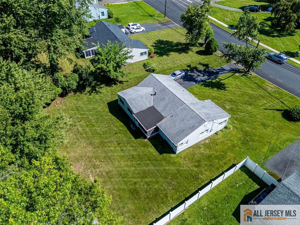 19 Stanworth Road Kendall Park, NJ 08824 - Photo 19 of 22 Gallery Image 19