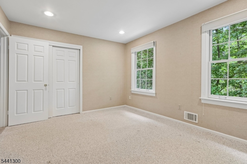 25 Bedminster Road Randolph, NJ 07869 - Photo 31 of 39
