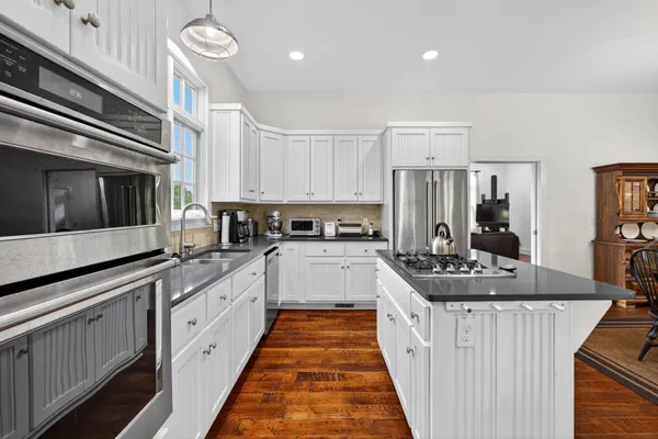 $989,900 | 123 Jones Road, Taft, TN 38488