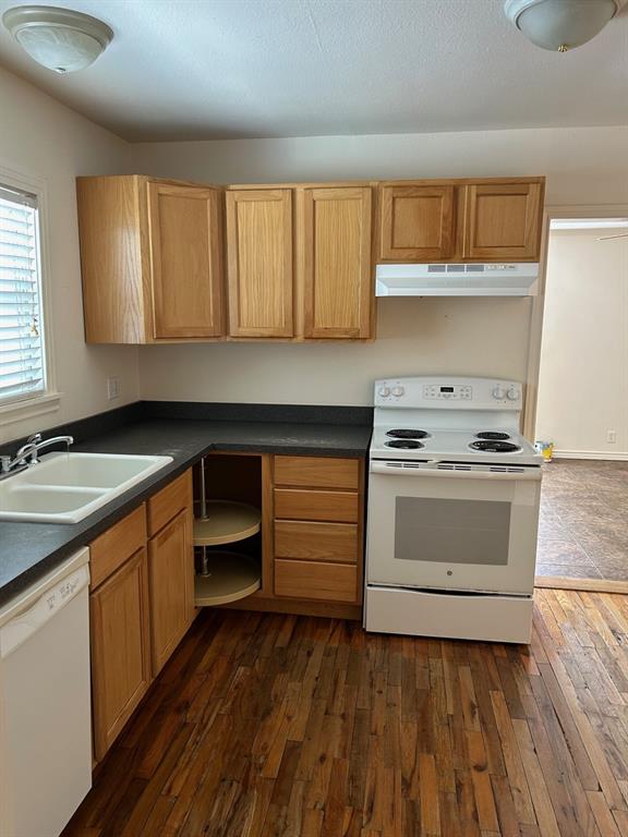 109 Laird Lane Athens, TX 75751 - Photo 3 of 9