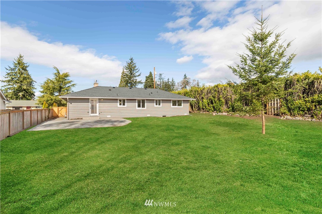 9002 217th Street Southwest Edmonds, WA 98026 - Photo 24 of 26 Gallery Image 24