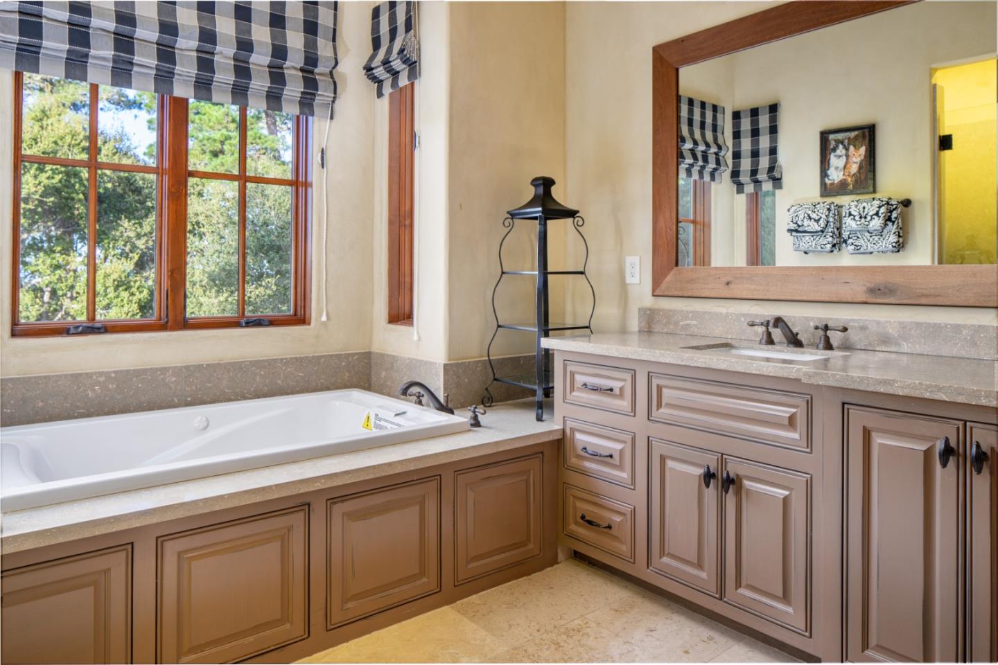 7625 Mills Road Carmel, CA 93923 - Photo 28 of 48 Gallery Image 28