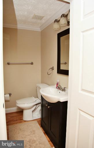 9224 Briarchip Street Laurel, MD 20708 - Photo 13 of 26 Bath