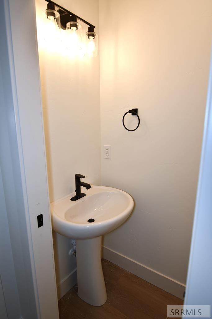 4143 East 206 North Rigby, ID 83442 - Photo 25 of 37 1/2 Bathroom