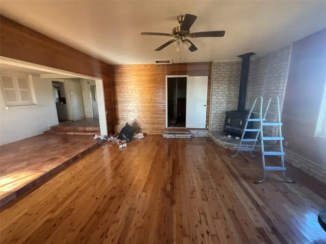 $350,000 | 565 Farm To Market 1241, Hamilton, TX 76531