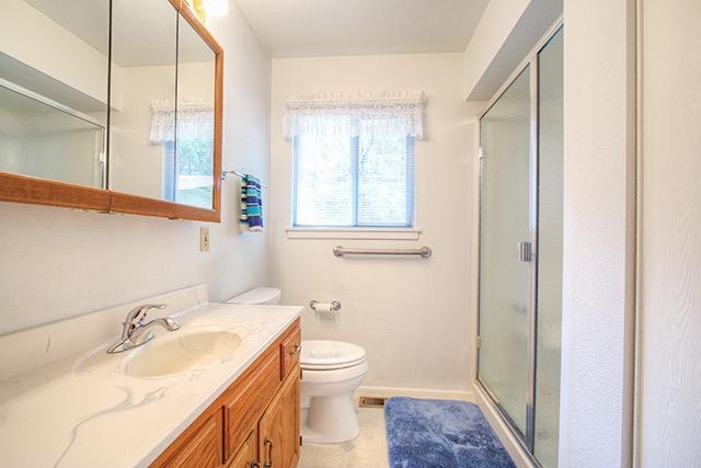 898 Williamson Loop Grants Pass, OR 97526 - Photo 12 of 25 Additional Photo