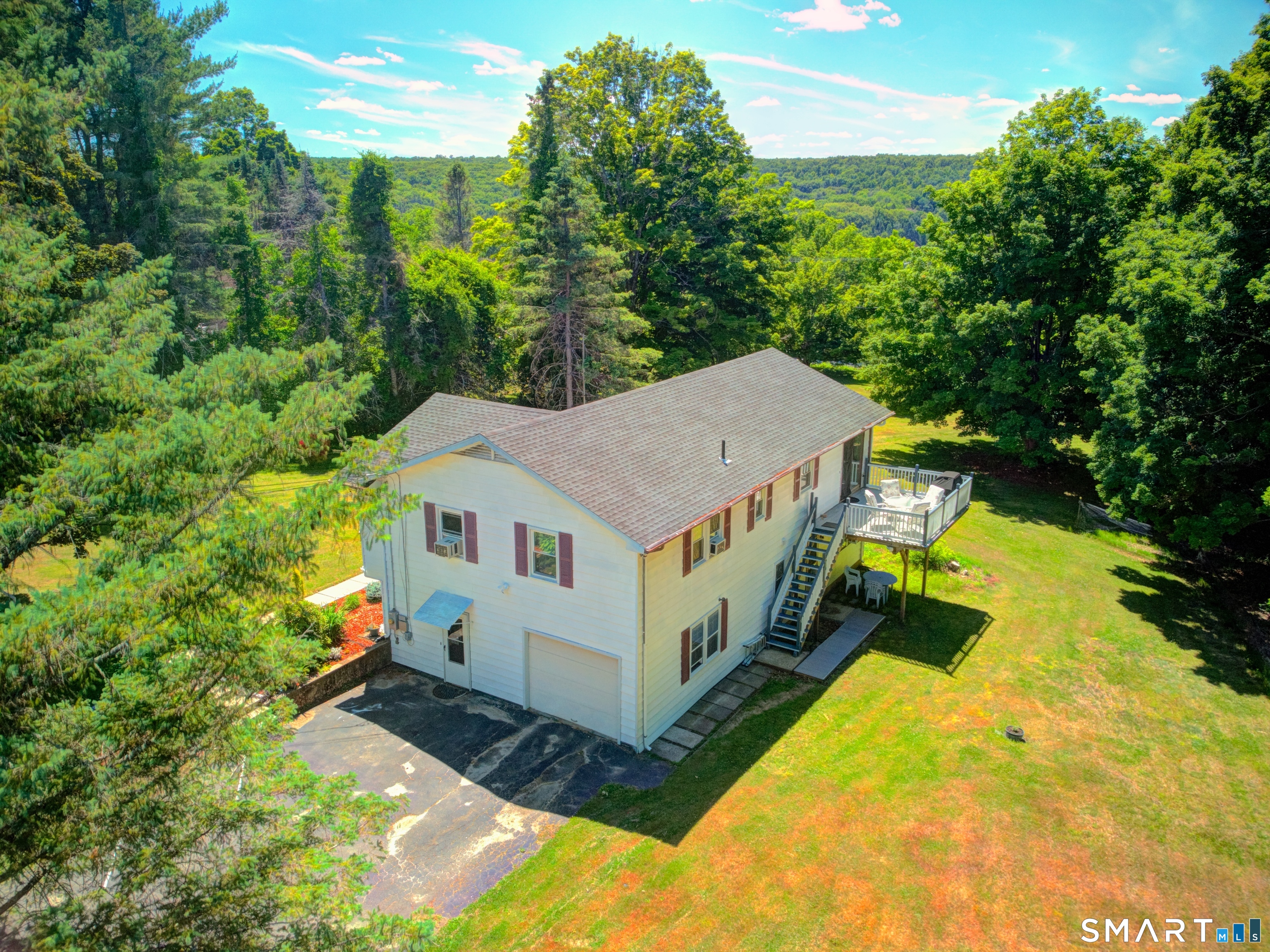 232 Forest Road Mansfield, CT 06268 - Photo 5 of 40