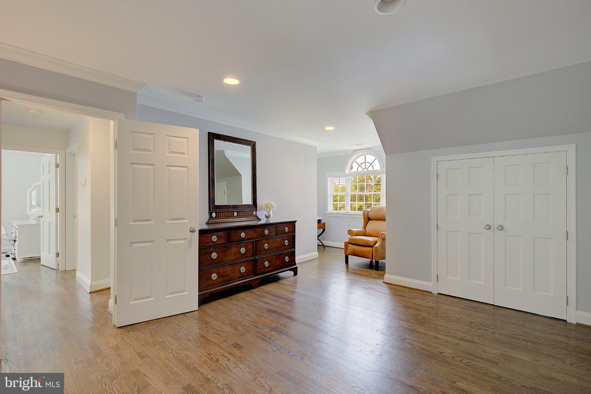 980 Apple Lane Solomons, MD 20629 - Photo 28 of 82 Spacious master bedroom suite on upper level.