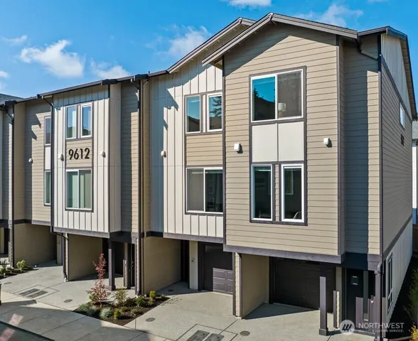 $684,995 | 14707 87th Avenue Southeast, Unit CC6, Snohomish, WA 98296