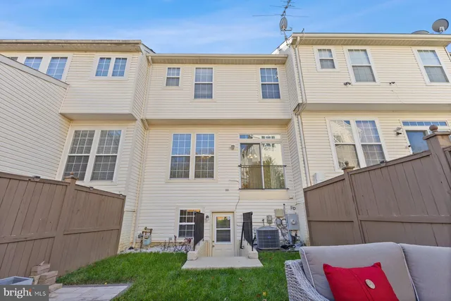 $449,900 | 10018 Greenspire Way, Bowie, MD 20721