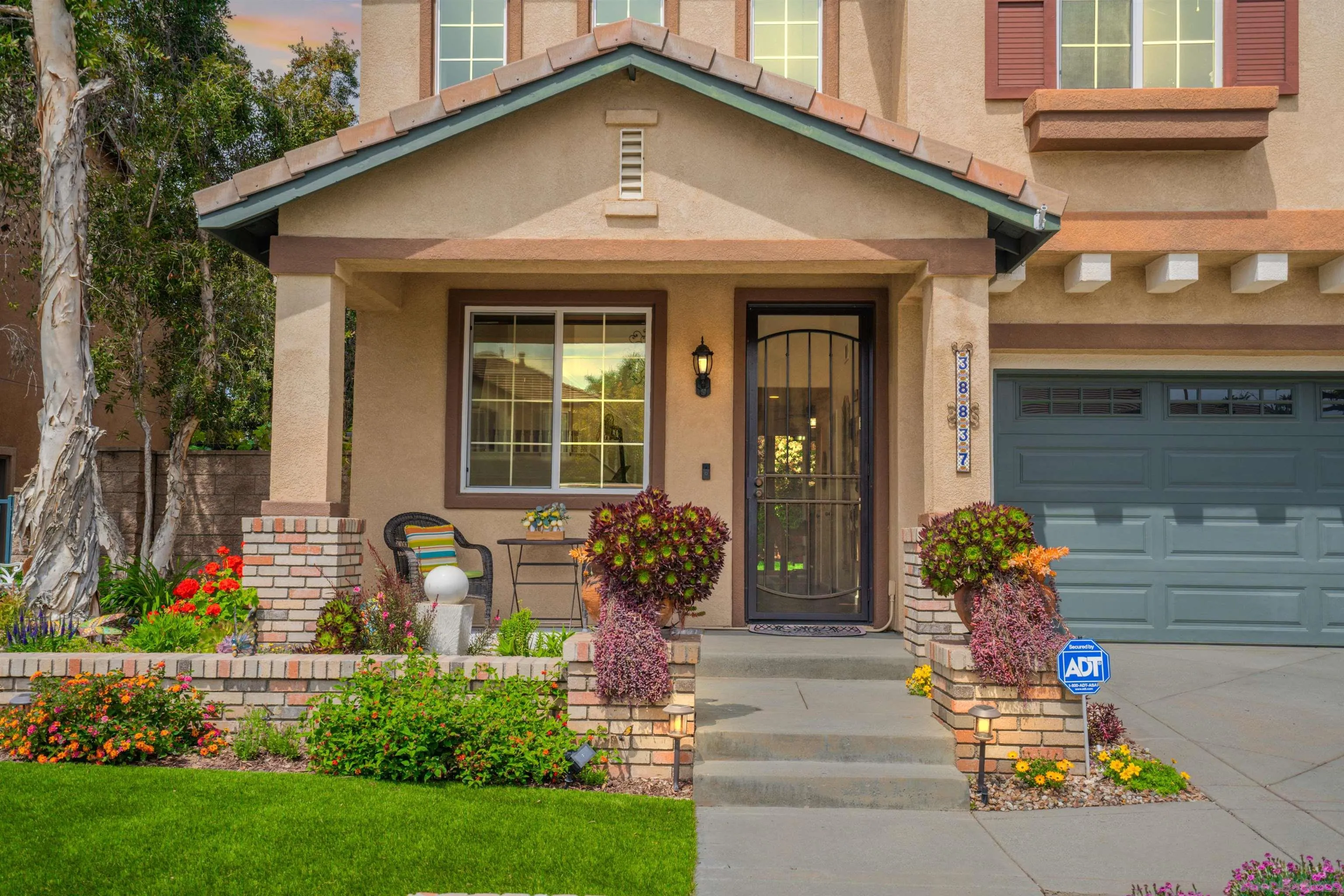 38837 Rockinghorse Road Murrieta, CA 92563 - Photo 3 of 41 a front view of a house