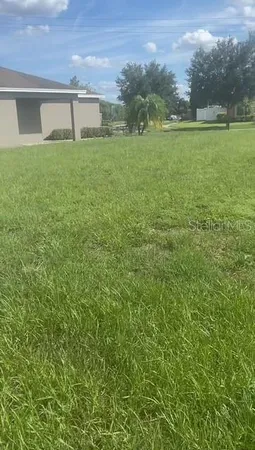 a view of a outdoor space