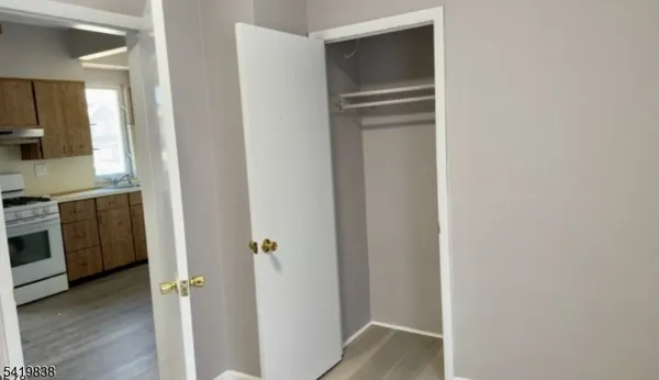 $2,700 | 240 East 1st Street, Clifton, NJ 07011