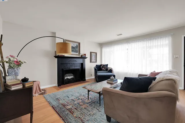 $918,000 | 1338 VÃa La Paloma, San Lorenzo, CA 94580