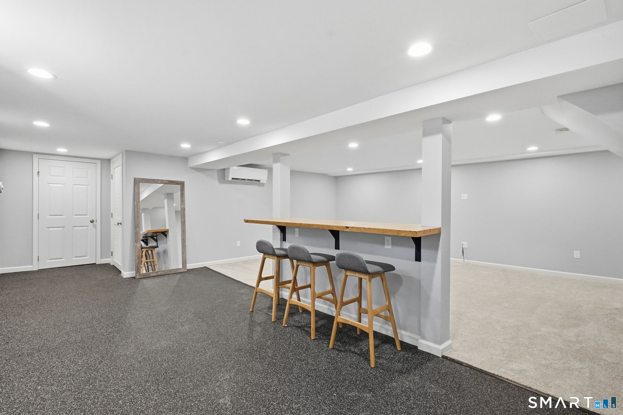 6 Cornfield Road Simsbury, CT 06070 - Photo 26 of 40 Gallery Image 26