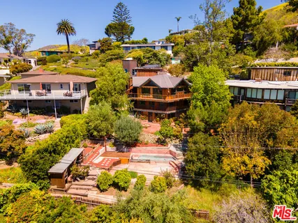 $1,999,999 | 440 Mariposa Drive, Ventura, CA 93001