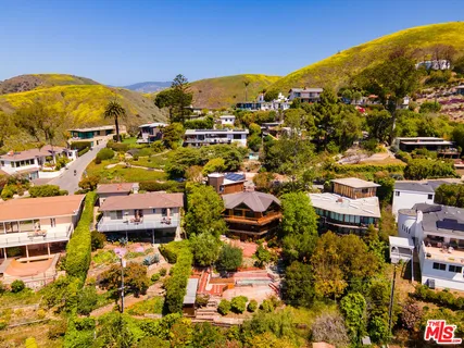 $1,999,999 | 440 Mariposa Drive, Ventura, CA 93001