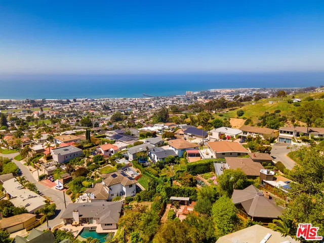 $2,250,000 | 440 Mariposa Drive, Ventura, CA 93001