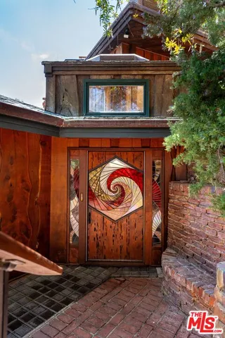 $2,250,000 | 440 Mariposa Drive, Ventura, CA 93001