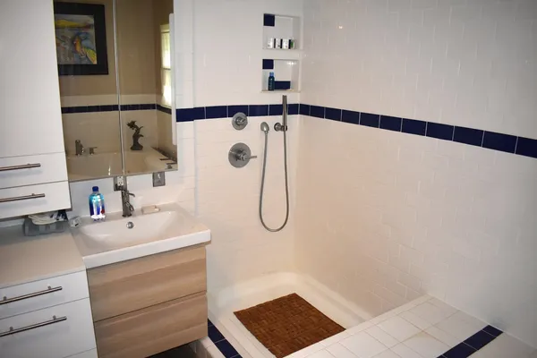 $299,500 | 302 Weaver Court, Loda, IL 60948