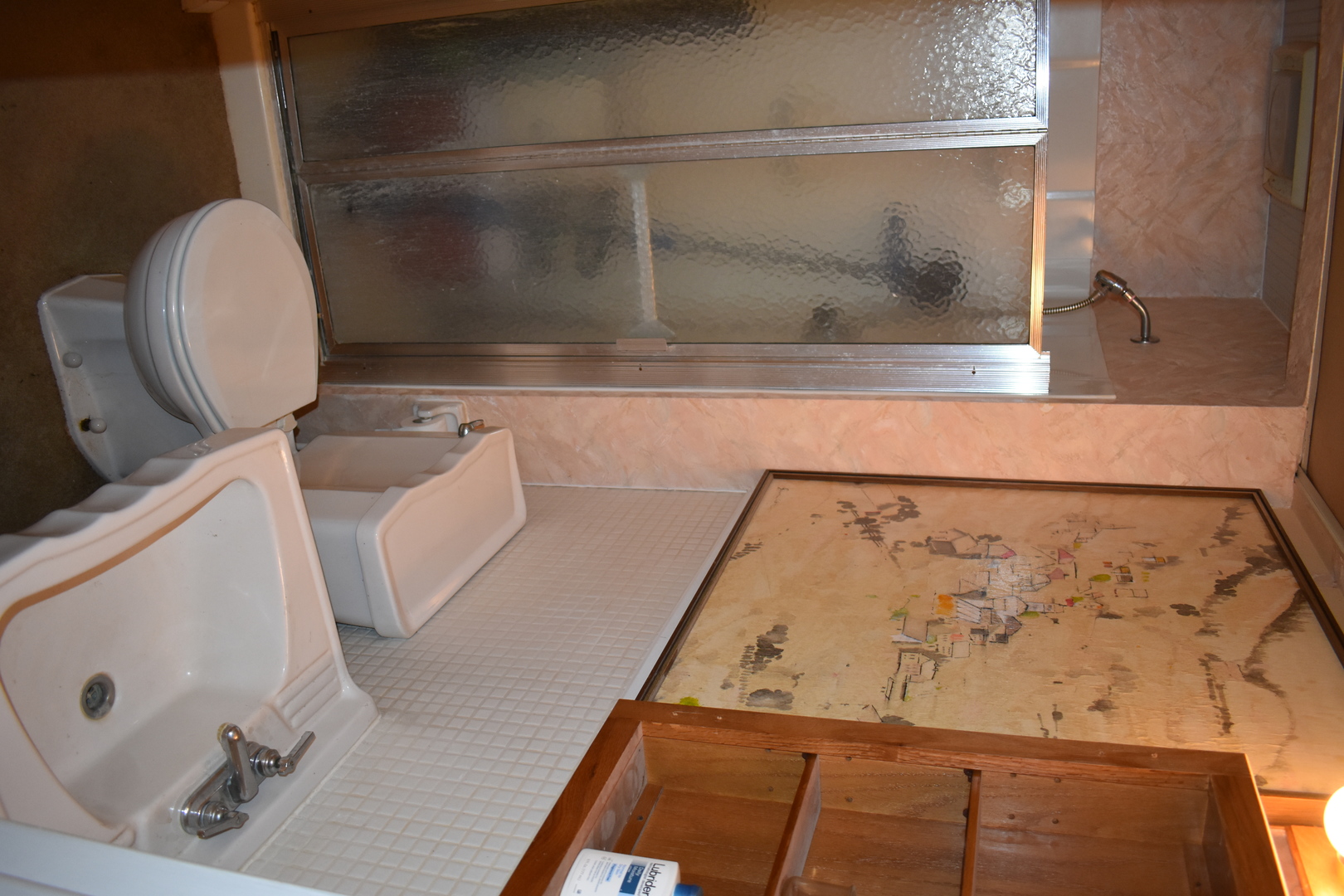 302 Weaver Court Loda, IL 60948 - Photo 19 of 25 a bathroom with a bathtub