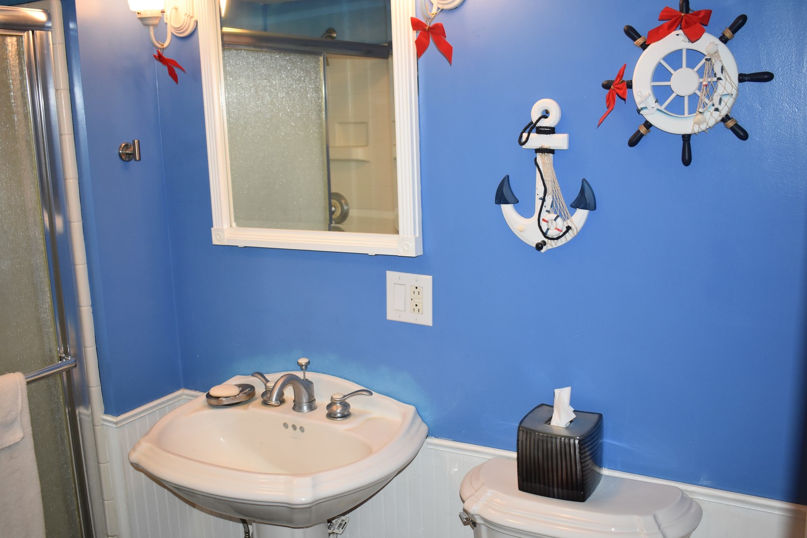 302 Weaver Court Loda, IL 60948 - Photo 23 of 25 a bathroom with a sink and a mirror