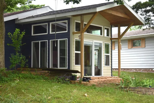 $299,500 | 302 Weaver Court, Loda, IL 60948