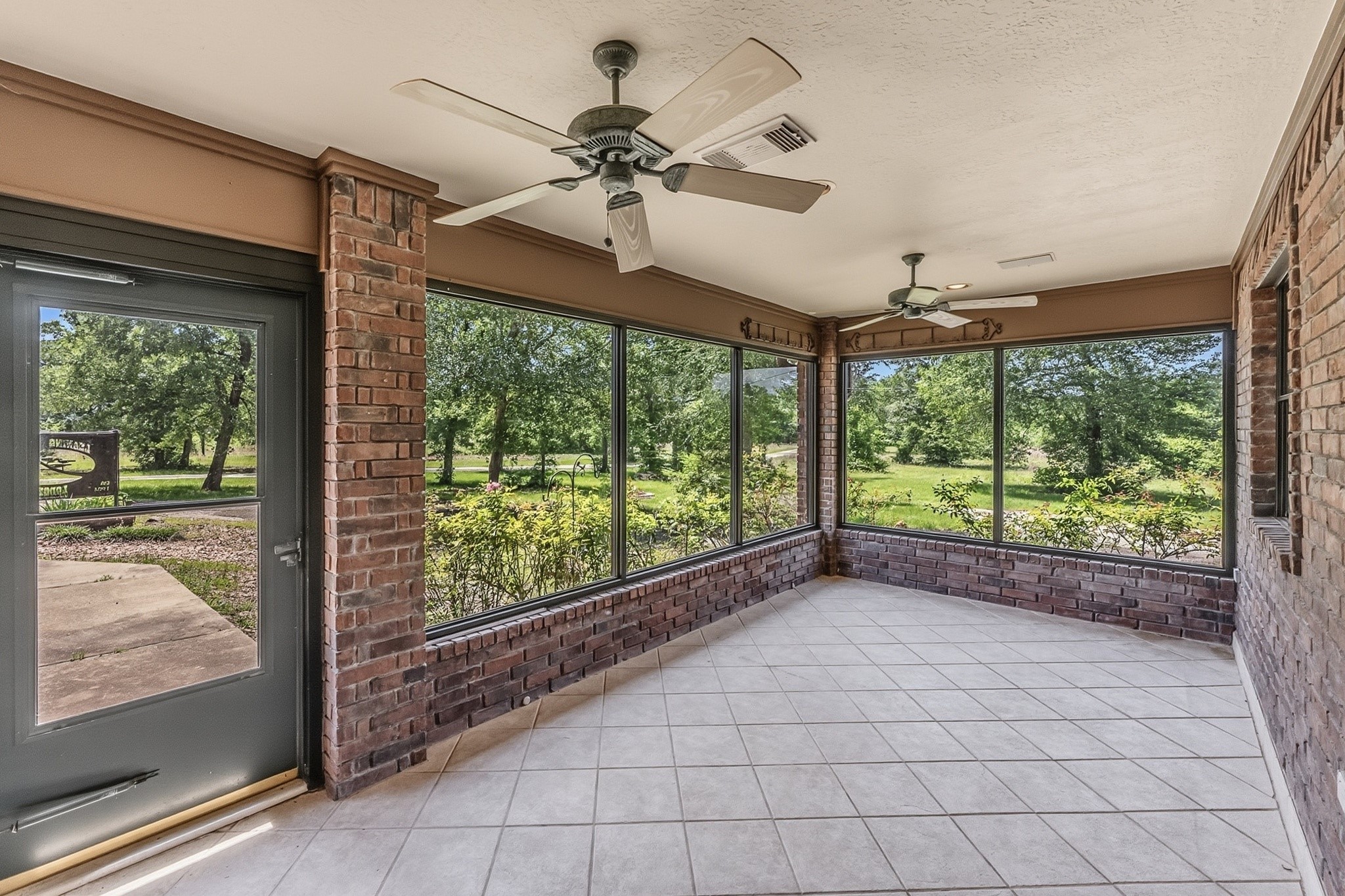 1726 Interstate 45 Huntsville, TX 77320 - Photo 11 of 49