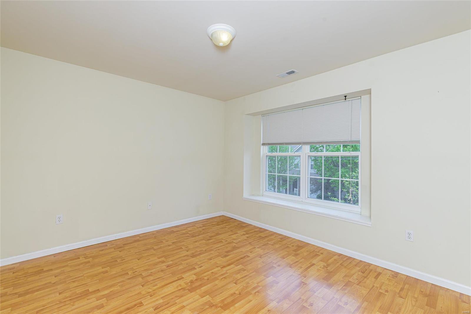 300 Montclair Tower Drive St. Charles, MO 63303 - Photo 22 of 39