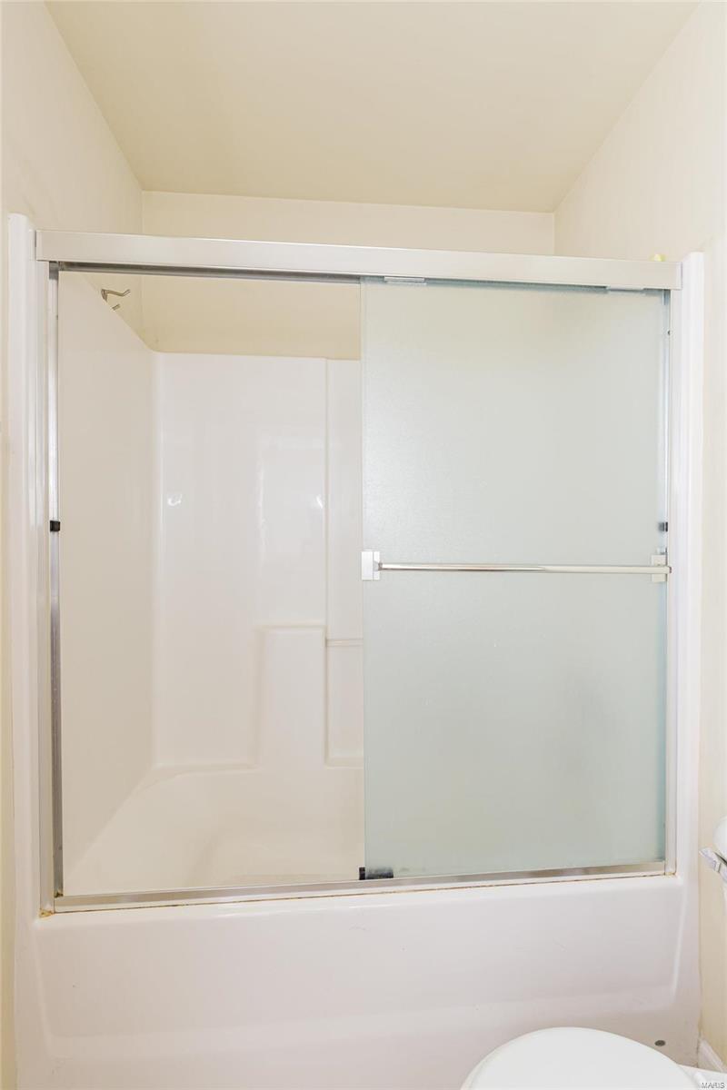 300 Montclair Tower Drive St. Charles, MO 63303 - Photo 27 of 39