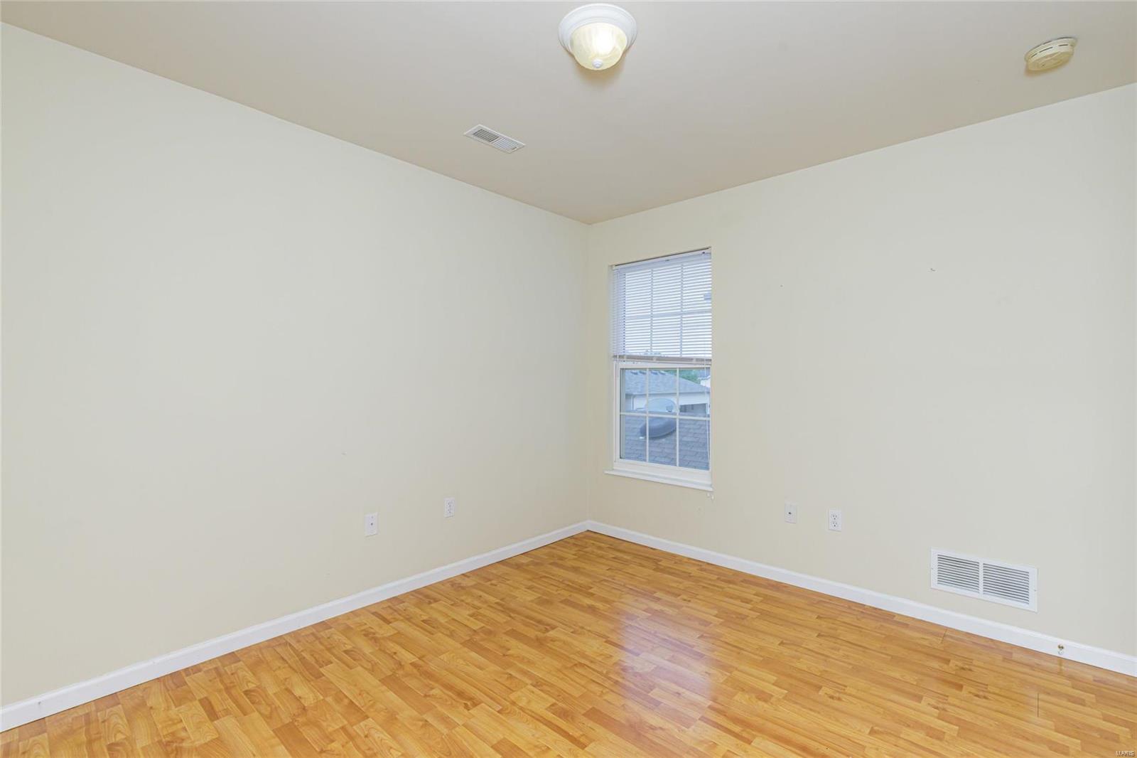 300 Montclair Tower Drive St. Charles, MO 63303 - Photo 29 of 39