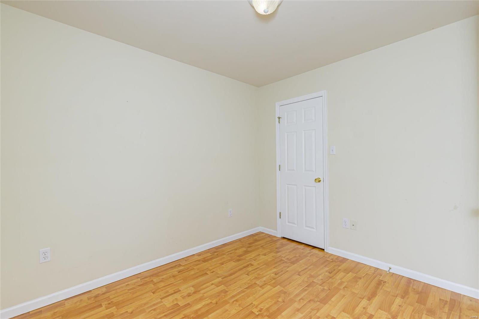 300 Montclair Tower Drive St. Charles, MO 63303 - Photo 32 of 39