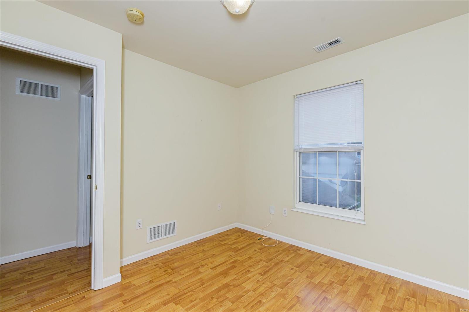 300 Montclair Tower Drive St. Charles, MO 63303 - Photo 33 of 39