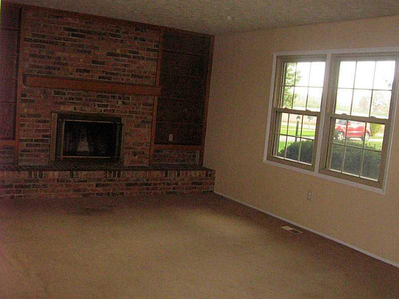 610 East Possum Road Springfield, OH 45502 - Photo 3 of 10
