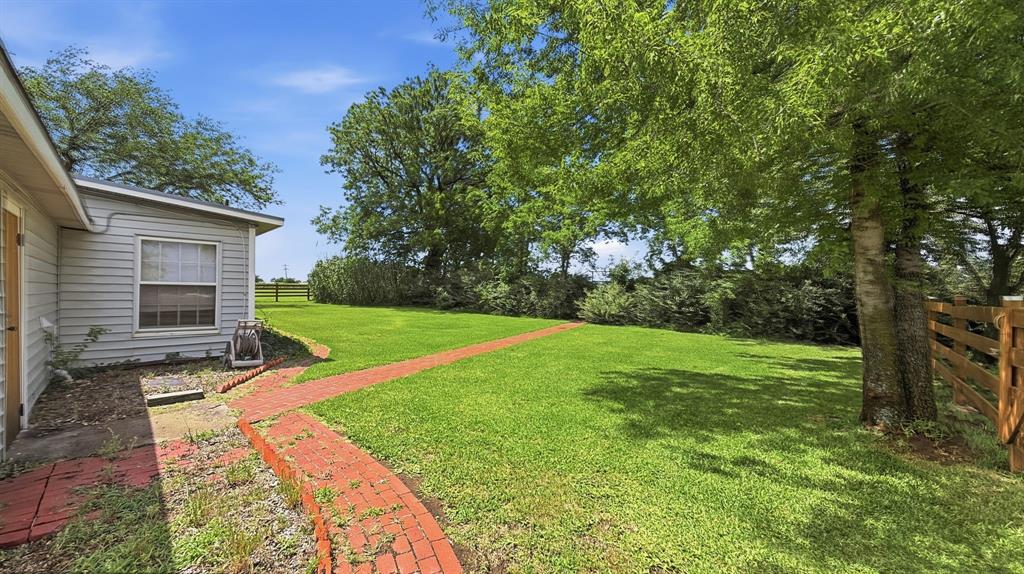 59 Noland Road Whitesboro, TX 76273 - Photo 15 of 26