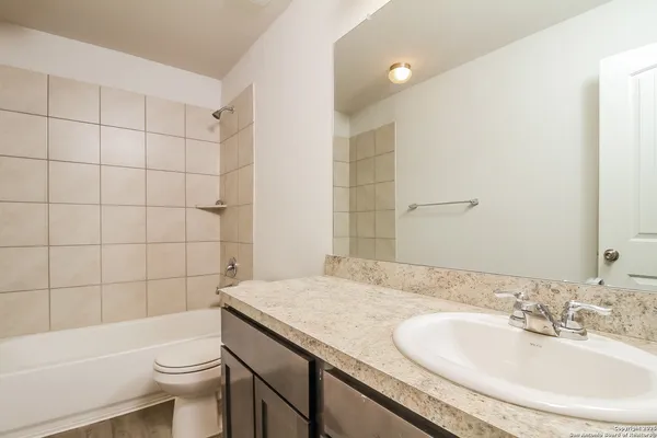 $1,425 | 10428 Green Branch, San Antonio, TX 78223