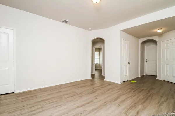 $1,425 | 10428 Green Branch, San Antonio, TX 78223