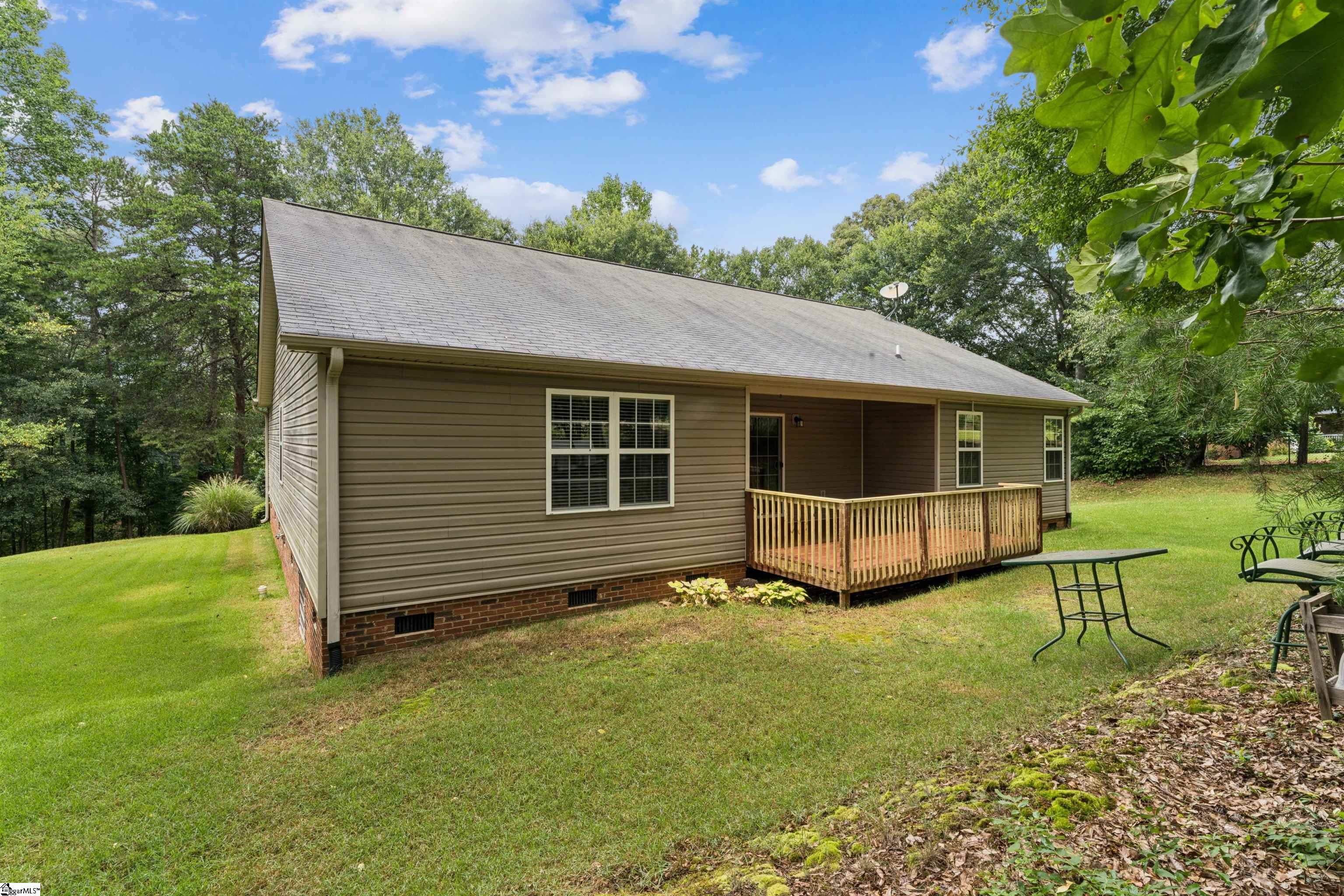 113 Valley Drive Anderson, SC 29625 - Photo 5 of 45