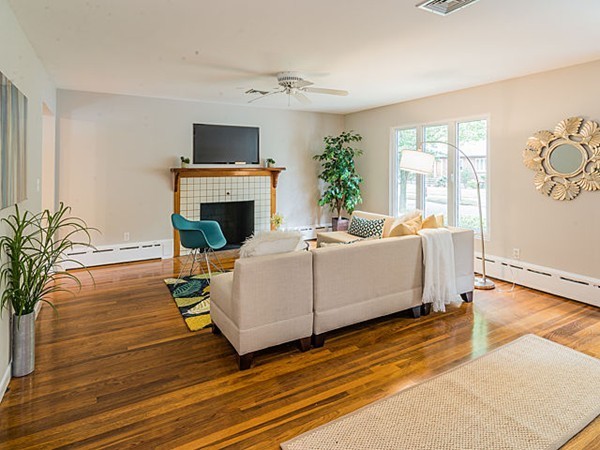 33 Sherrin Road Newton, MA 02462 - Photo 3 of 22