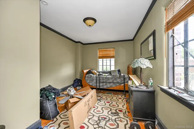 $1,488,000 | 33-64 190th Street | Auburndale