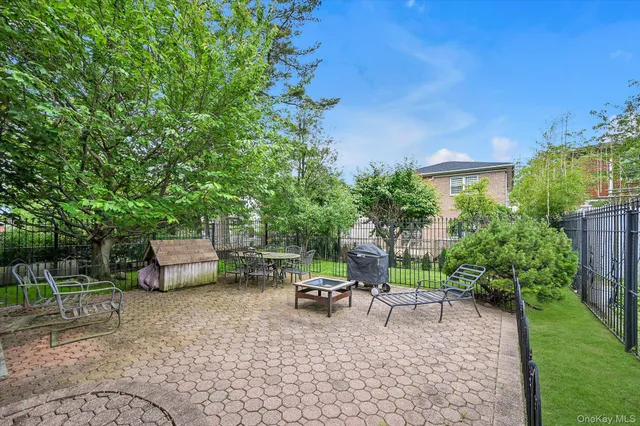 $1,488,000 | 33-64 190th Street | Auburndale